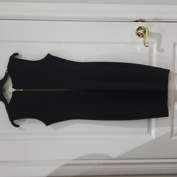 Le Château - Picture 2 of 3